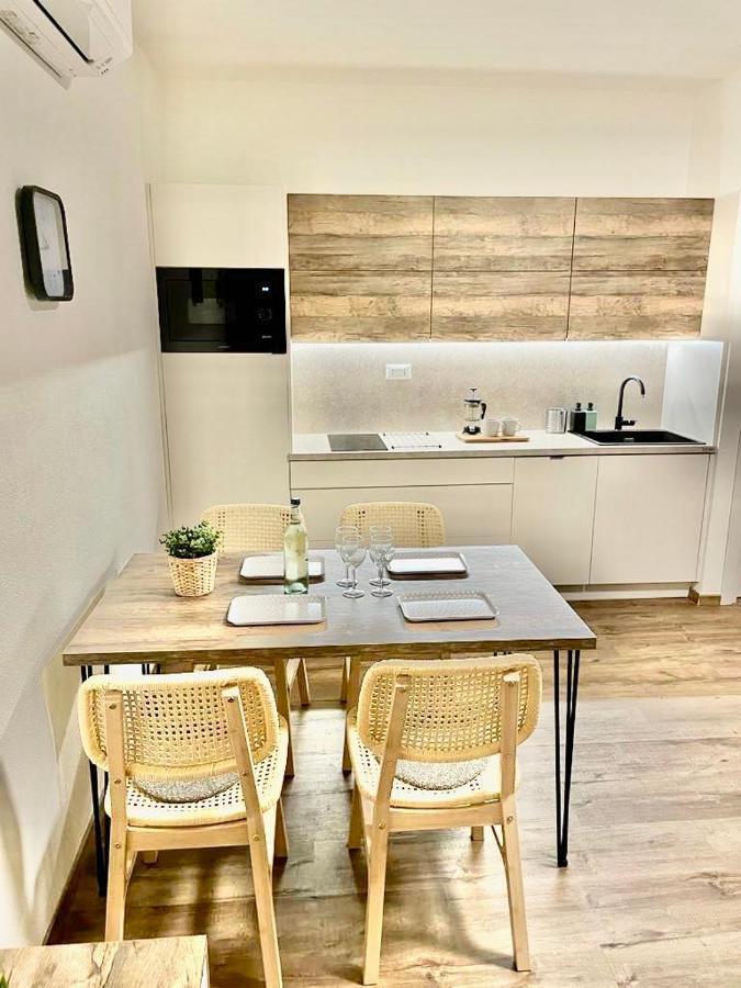 Sardegna Appartamenti, Via Sedini Trinità dʼAgultu Exterior foto